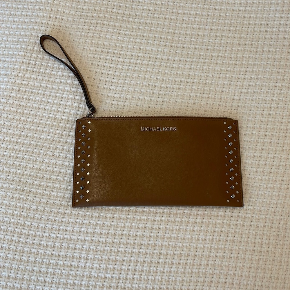Michael Kors wristlet